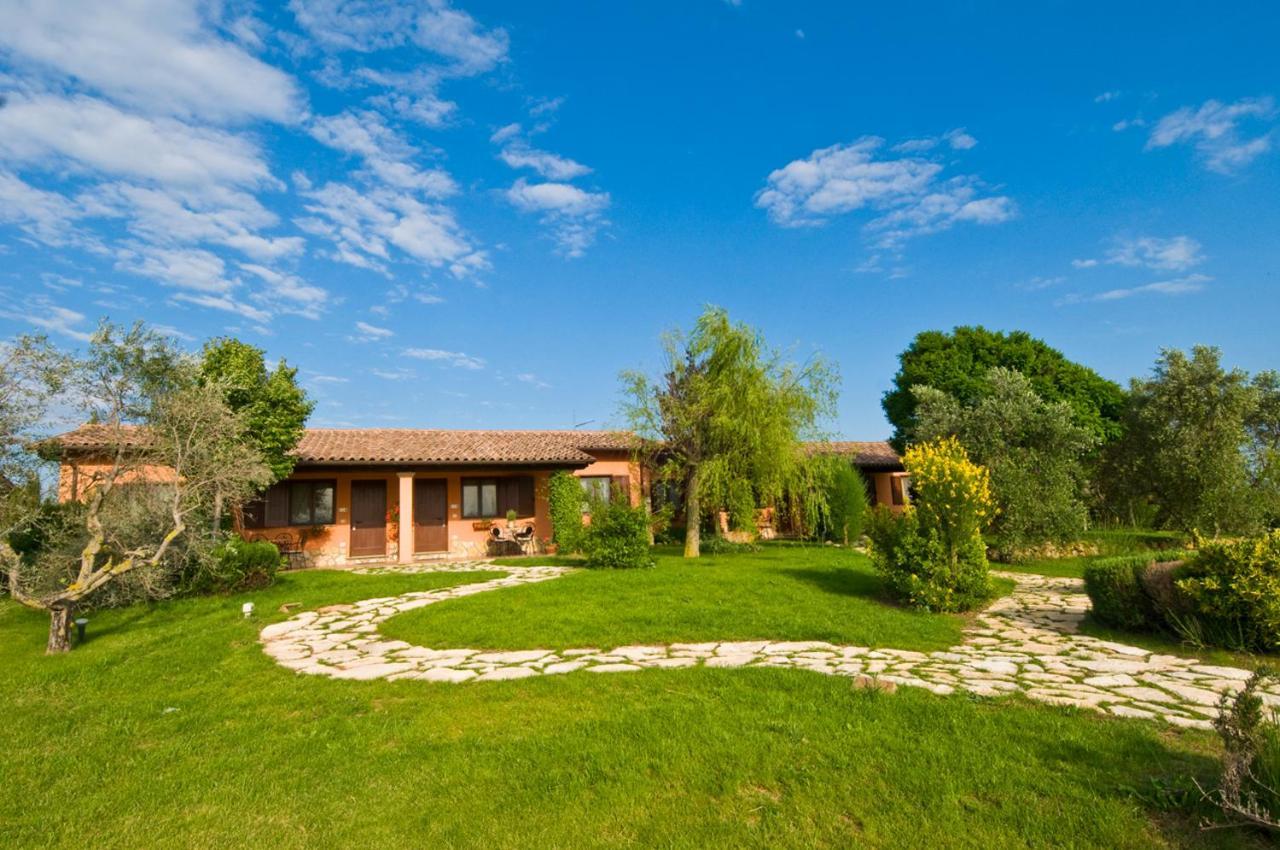Agriturismo Poggio Di Maremma Pescia Romana Bagian luar foto