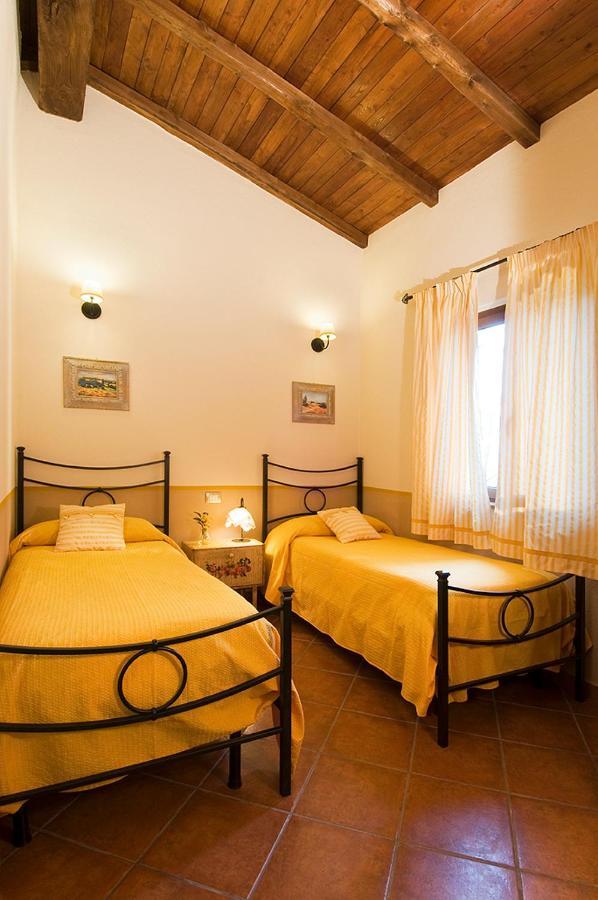 Agriturismo Poggio Di Maremma Pescia Romana Bagian luar foto