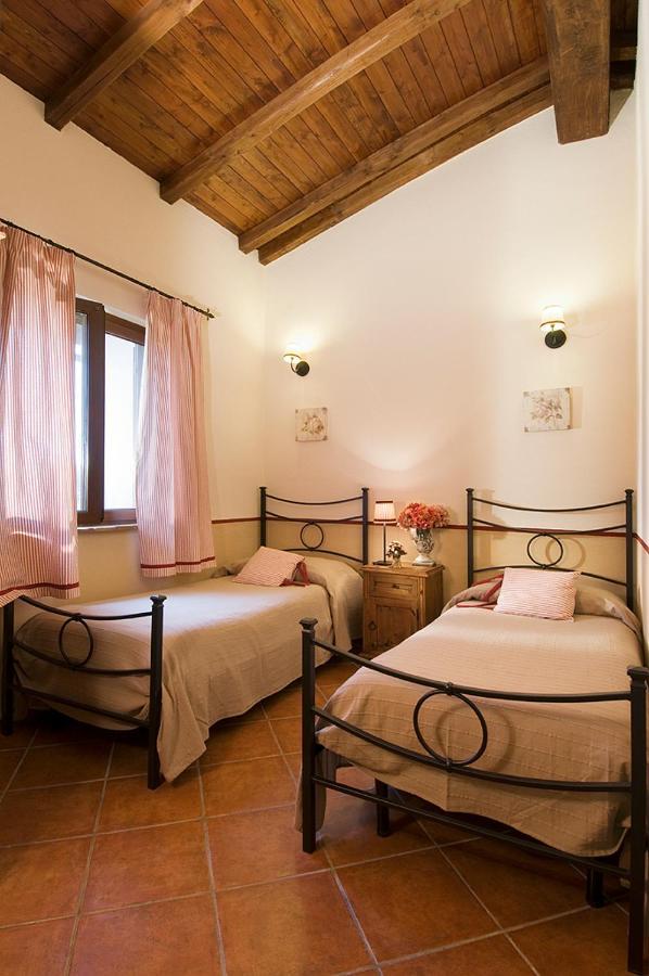 Agriturismo Poggio Di Maremma Pescia Romana Bagian luar foto