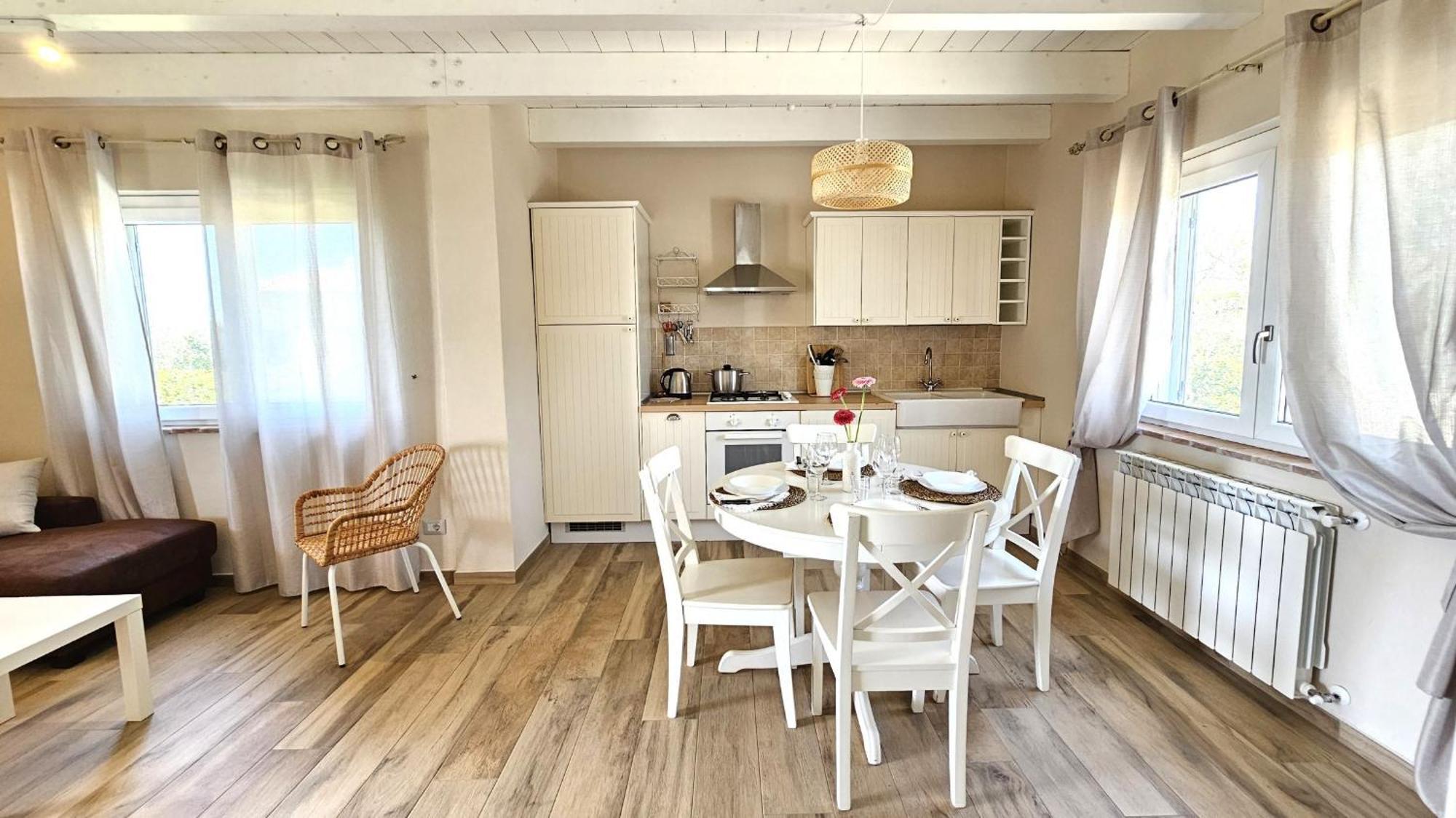 Agriturismo Poggio Di Maremma Pescia Romana Bagian luar foto