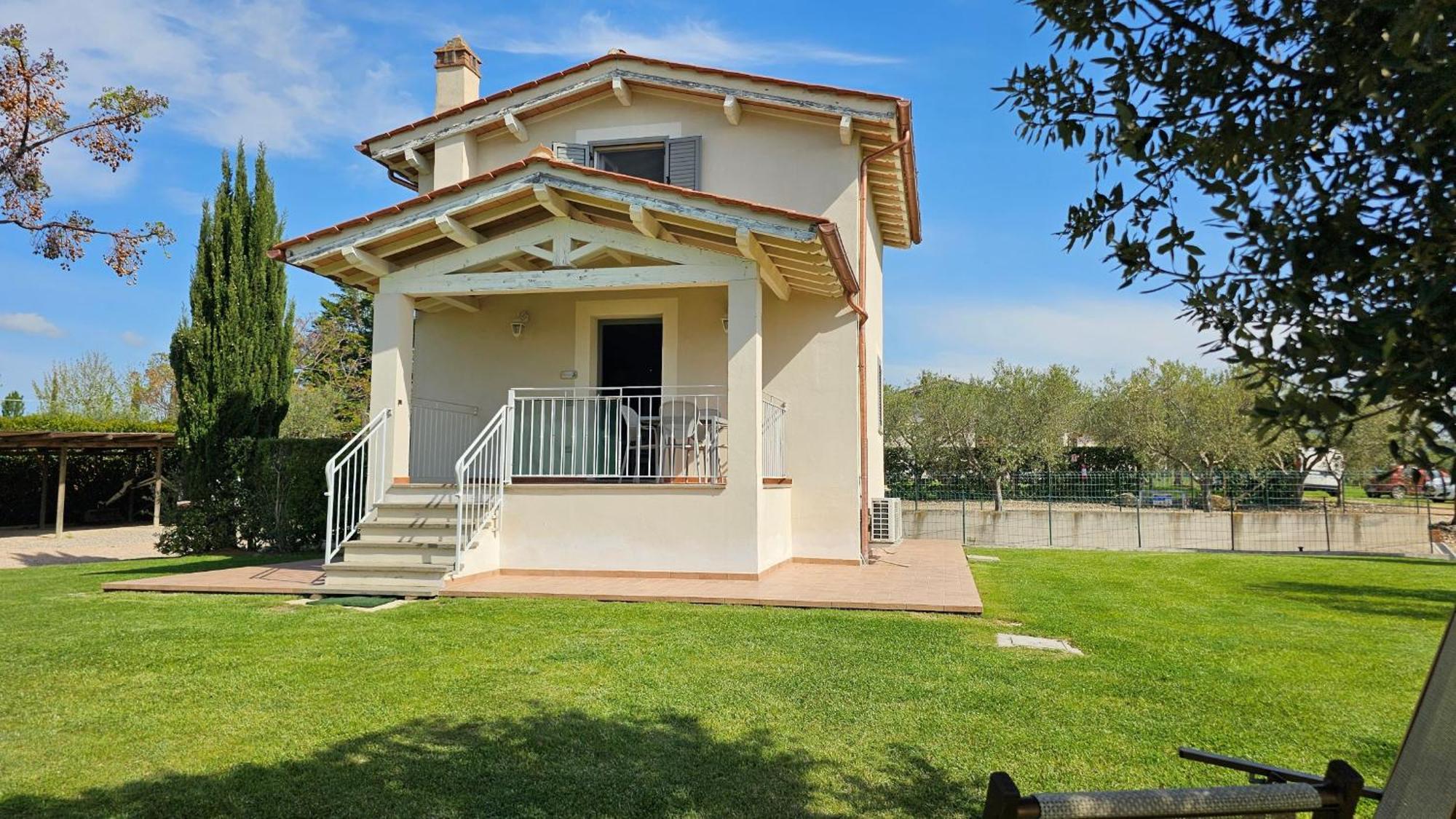 Agriturismo Poggio Di Maremma Pescia Romana Bagian luar foto