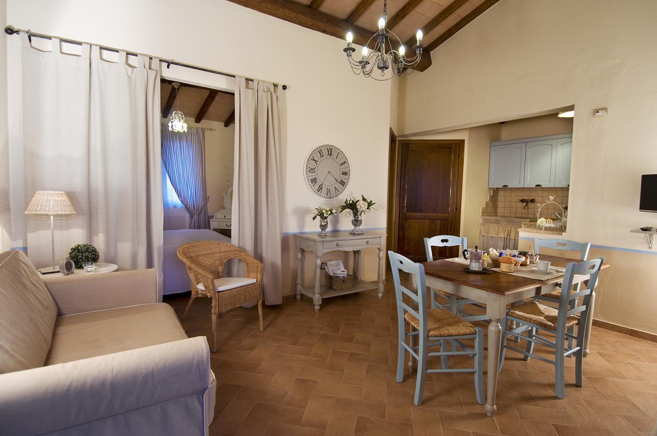 Agriturismo Poggio Di Maremma Pescia Romana Bagian luar foto