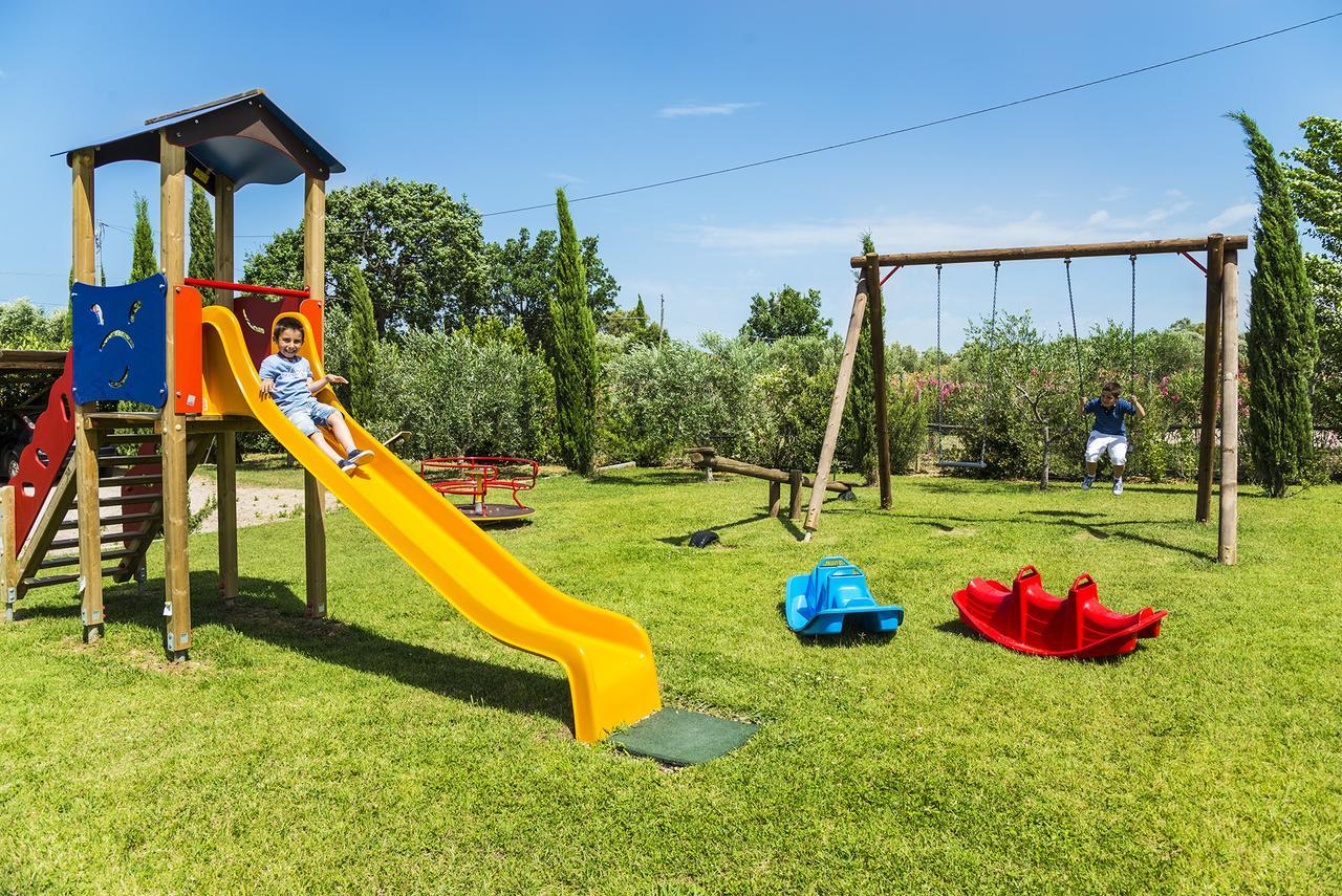 Agriturismo Poggio Di Maremma Pescia Romana Bagian luar foto