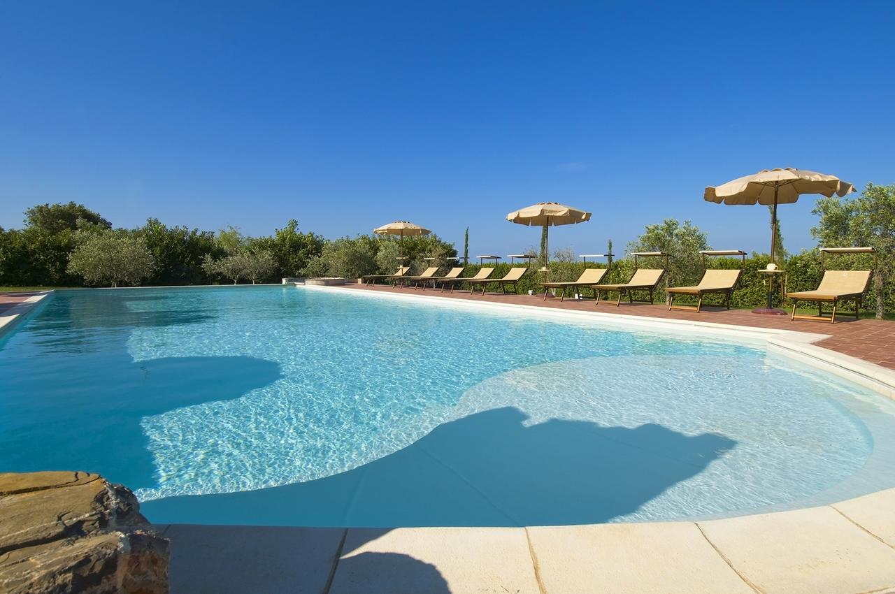 Agriturismo Poggio Di Maremma Pescia Romana Bagian luar foto