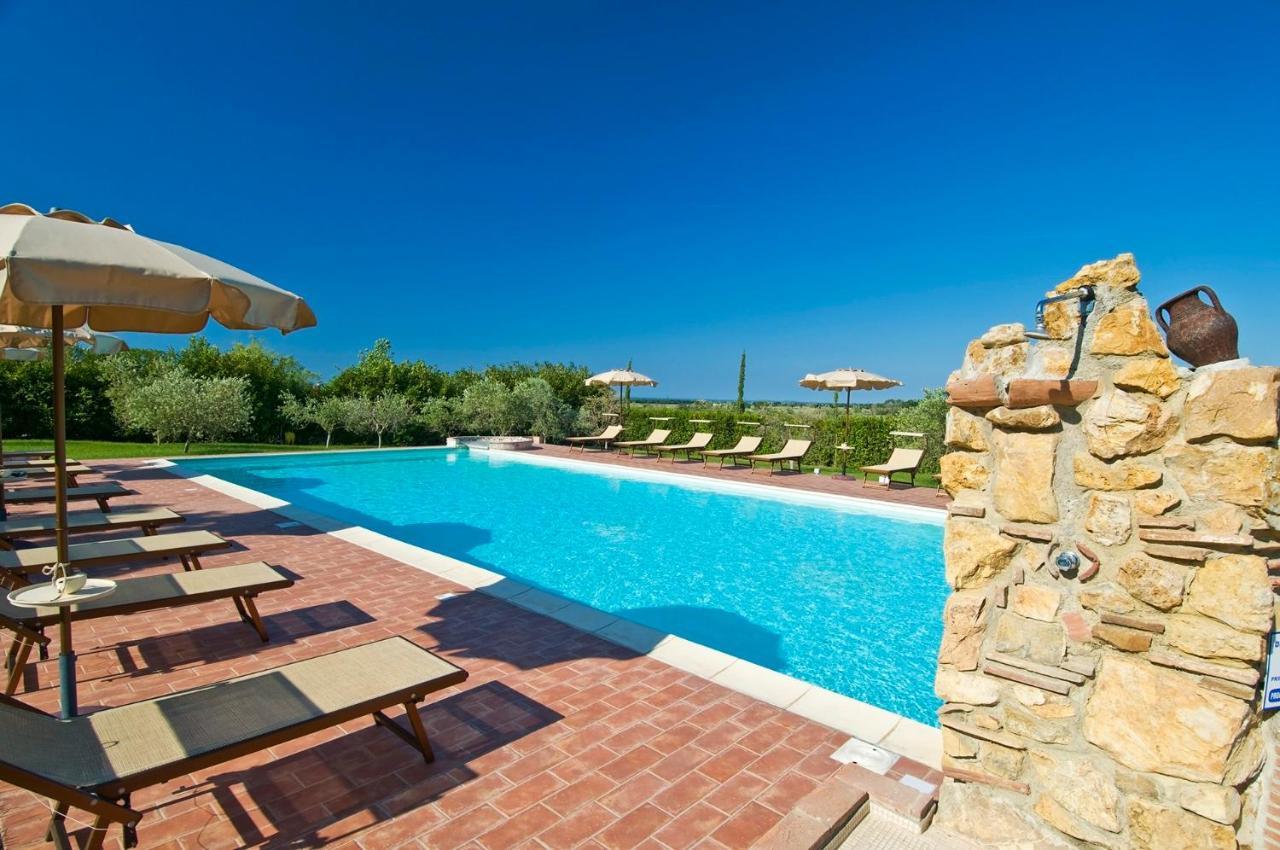 Agriturismo Poggio Di Maremma Pescia Romana Bagian luar foto