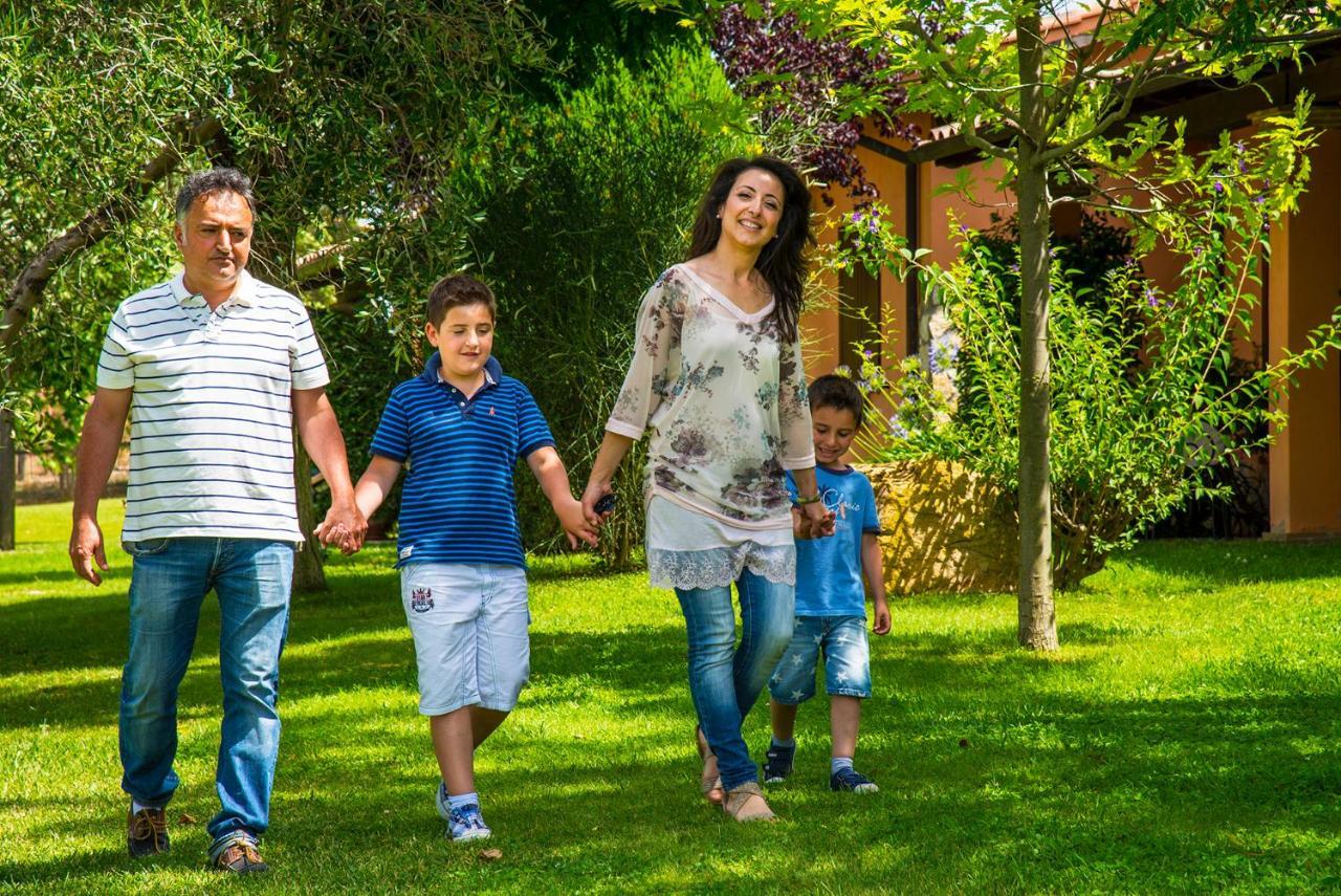 Agriturismo Poggio Di Maremma Pescia Romana Bagian luar foto